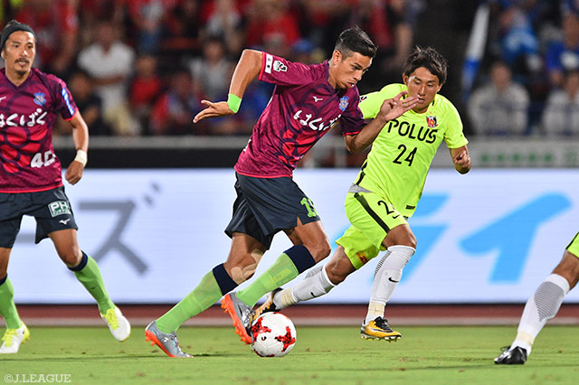 4本のシュートを放ち、気を吐いたドゥドゥ（甲府）【明治安田Ｊ１ 第21節 甲府vs浦和】