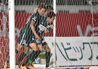 84分にヘディングで同点ゴールを決めた庄司 悦大（岐阜 #10）【明治安田Ｊ２ 第27節 岐阜vs岡山】