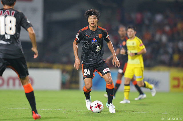 75分に投入され、加入後初出場を果たした増田 誓志（清水）【明治安田Ｊ１ 第22節 清水vs柏】