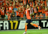 73分にヘディングで決勝ゴールを決めた江坂 任（大宮）【明治安田Ｊ１ 第22節 大宮vs新潟】