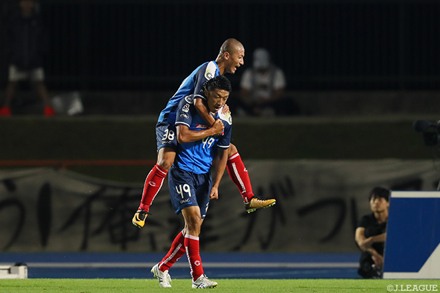 20分に先制点となる移籍後初ゴールを決めた齋藤 恵太（水戸 #49）【明治安田Ｊ２ 第28節 水戸vs京都】