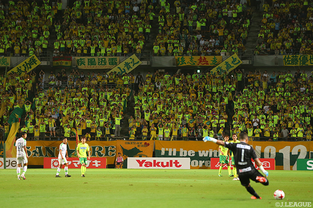 12,485人ものファン・サポーターが詰めかけたフクダ電子アリーナ【明治安田Ｊ２ 第28節 千葉vs湘南】