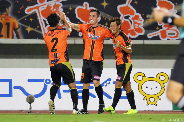 前半終盤の2ゴールで形勢を逆転させたレオナルド ラモス（山口）【明治安田Ｊ２ 第28節 山口vs群馬】