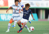 今季初得点となる同点弾を押し込んだ永畑 祐樹（鹿児島）【明治安田Ｊ３ 第19節 鹿児島vs長野】