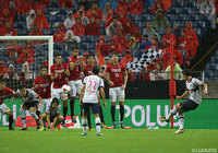 89分に絶好の位置で獲得した太田 宏介（FC東京）のFKは浦和の壁に阻まれた【明治安田Ｊ１ 第23節 浦和vsFC東京】