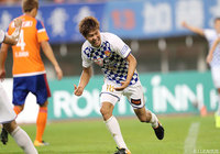 86分にチームを2連勝へ導く決勝ゴールを決めた三田 啓貴（仙台）【明治安田Ｊ１ 第23節 新潟vs仙台】