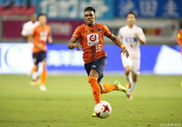 1点を追う58分にピッチに送り出されたマテウス（大宮）【明治安田Ｊ１ 第23節 鳥栖vs大宮】