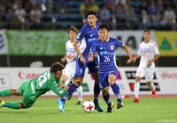 終了間際の永藤 歩（#26）のゴールで山形が同点に追いつく【明治安田Ｊ２ 第29節 山形vs千葉】