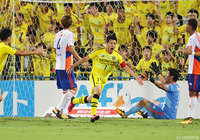 前半終了間際に貴重な同点ゴールを押し込んだ大谷 秀和（柏）【明治安田Ｊ１ 第24節 柏vs新潟】