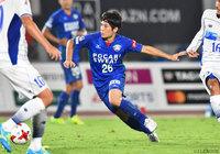 巧みなスルーパスで先制点を演出した杉本 太郎（徳島）【明治安田Ｊ２ 第30節 徳島vs山形】