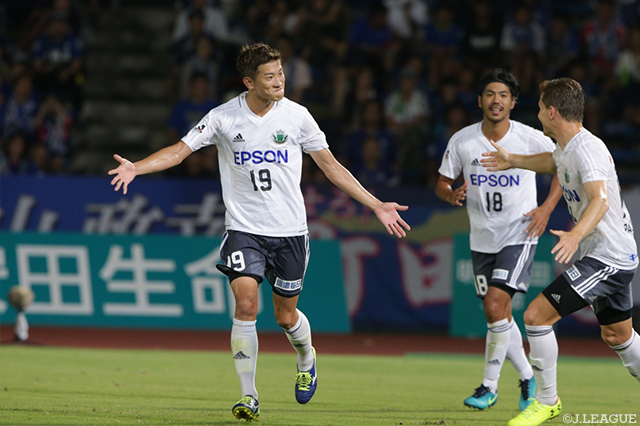 42分に2試合ぶりのゴールとなる先制ヘッドを決めた山本 大貴（松本）【明治安田Ｊ２ 第30節 町田vs松本】