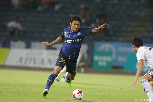 試合終了間際の90+4分に意地のゴールを決めた中島 裕希（町田）【明治安田Ｊ２ 第30節 町田vs松本】