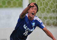 ゴールラッシュの口火を切る先制点を決めた青木 翔大（沼津）【明治安田Ｊ３ 第21節 沼津vsＦ東23】