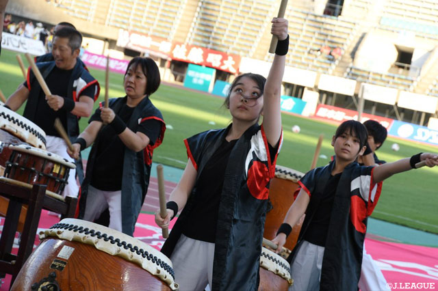 かしま太鼓保存会の皆様による迫力満点の演奏！【明治安田Ｊ２ 第31節 熊本vs町田】