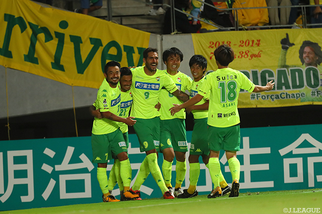 今季13点目のゴールで均衡を破ったラリベイ（千葉）【明治安田Ｊ２ 第31節 千葉vs東京Ｖ】