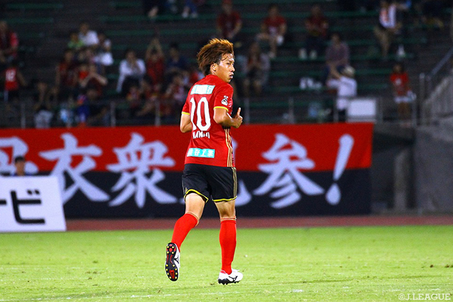 金沢は中美 慶哉（写真）が反撃のゴールも9試合ぶりの白星はならず【明治安田Ｊ２ 第31節 金沢vs長崎】