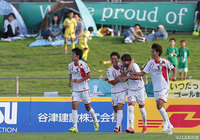 先制を許した直後に今季初得点となる同点ゴールを決めたヘナン（福島）【明治安田Ｊ３ 第21節 相模原vs福島】