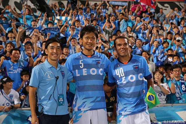 チームをプレーオフ圏内の5位へ導いた西河 翔吾とレアンドロ ドミンゲス（横浜FC）【明治安田Ｊ２ 第32節 横浜FCvs金沢】