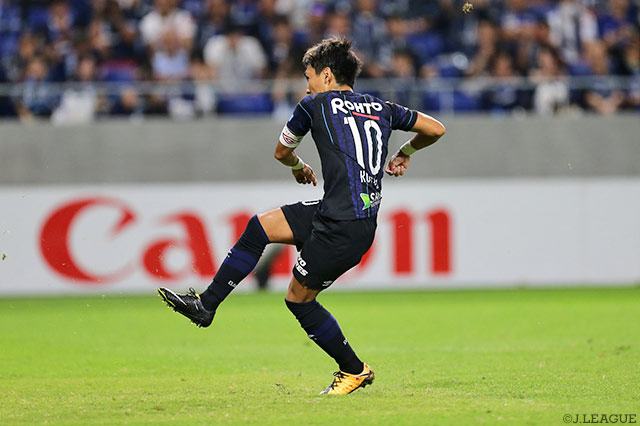 倉田 秋がPKを決め、1点差に追い上げたＧ大阪【明治安田Ｊ１ 第25節 Ｇ大阪vs神戸】