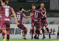 4分に朴 利基（#7）のゴールで早々と先制した琉球【明治安田Ｊ３ 第22節 琉球vs藤枝】