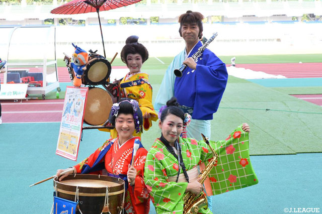 和と洋の楽器で会場を盛り上げます！【明治安田Ｊ２ 第32節 長崎vs徳島】