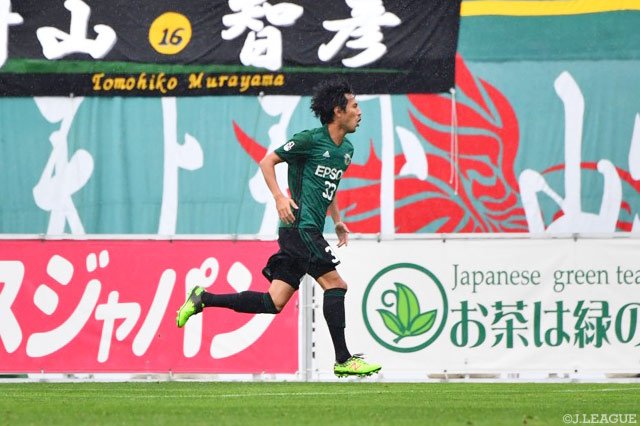 松本のＪ２ホーム通算150得点目となる追加点を押し込んだ安川 有【明治安田Ｊ２ 第33節 松本vs群馬】