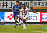 澤口 雅彦（岡山）の今季初得点となる先制点で雨中の激闘が幕開け【明治安田Ｊ２ 第33節 徳島vs岡山】