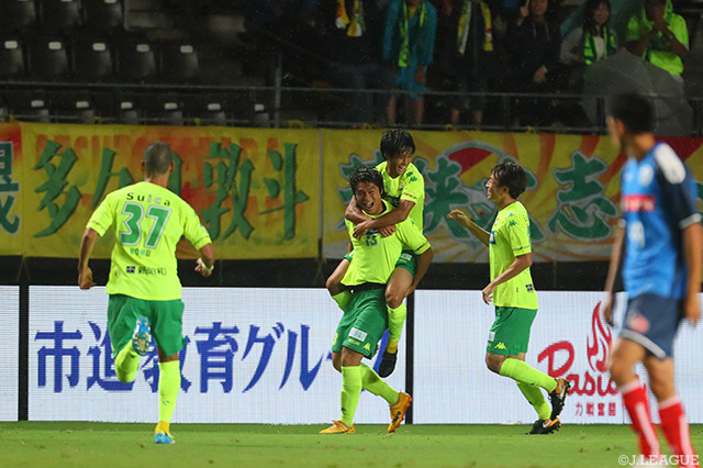 50分に先制ゴールの矢田 旭に続き加入後初ゴールを決めた為田 大貴（千葉）【明治安田Ｊ２ 第33節 千葉vs水戸】