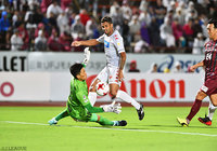 ヘイスは同点弾かという惜しいシュートを放つも、4試合連続ゴールならず【明治安田Ｊ１ 第26節 神戸vs札幌】