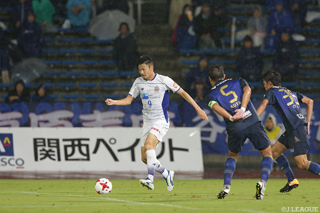 ２試合連続のゴールを狙った瀬沼 優司（山形）【明治安田Ｊ２ 第33節 町田vs山形】