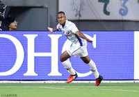 自身のＪ１通算50試合目に先制ゴールを挙げたリンス（甲府）【明治安田Ｊ１ 第26節 鳥栖vs甲府】