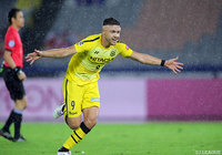 試合終盤88分に同点ゴールとなる直接FKを決めたクリスティアーノ（柏）【明治安田Ｊ１ 第26節 横浜FMvs柏】