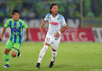 古巣相手に奮闘し、ゴールに迫った馬場 賢治（讃岐）【明治安田Ｊ２ 第33節 湘南vs讃岐】