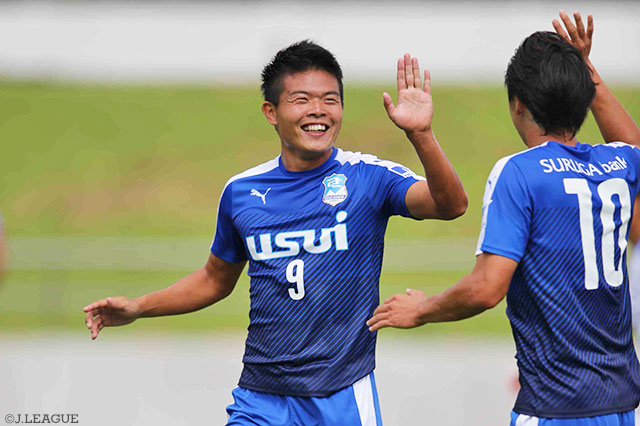 中村 亮太（#9）と青木 翔大（#10）の得点で快勝を収めた沼津【明治安田Ｊ３ 第23節 沼津vs富山】