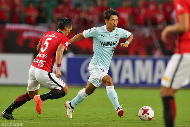 交代出場で磐田復帰後初出場を果たした山田 大記【明治安田Ｊ１ 第26節 磐田vs浦和】