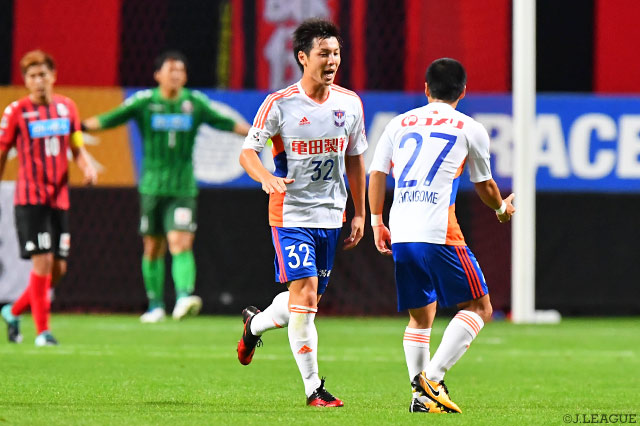 Ｊ初得点を含む殊勲の2ゴールで試合を振り出しに戻した河田 篤秀（新潟）【明治安田Ｊ１ 第27節 札幌vs新潟】