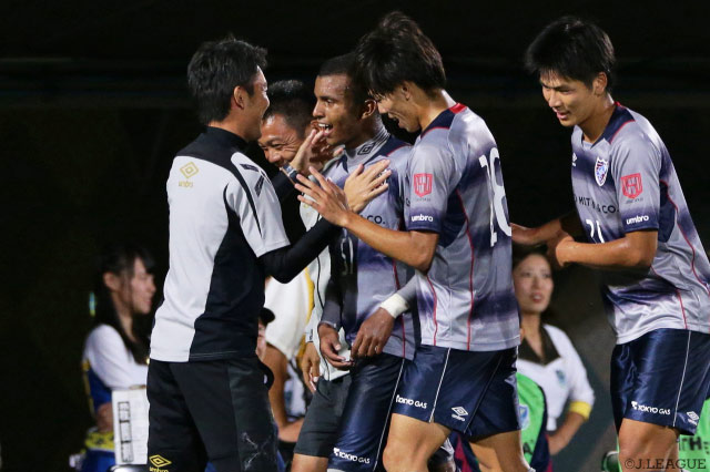 前半終盤にリッピ ヴェローゾの直接FKで同点で追いついたＦ東23【明治安田Ｊ３ 第24節 栃木vsＦ東23】