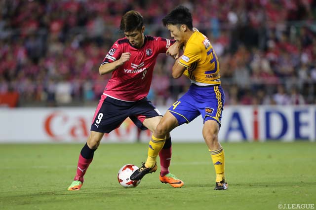 得点ランク2位の杉本 健勇（Ｃ大阪）だが、仙台のDFを突破できず【明治安田Ｊ１ 第27節 Ｃ大阪vs仙台】