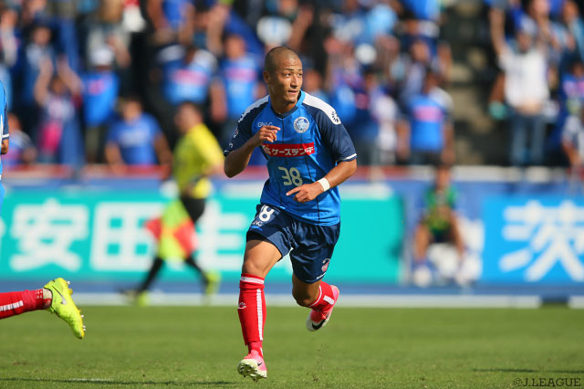 追加点を奪って4試合連続ゴールと絶好調の前田 大然（水戸）【明治安田Ｊ２ 第34節 水戸vs群馬】