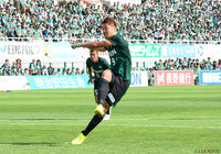 先制PKを決めて2試合連続得点の高崎 寛之（松本）【明治安田Ｊ２ 第34節 松本vs山口】