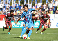 PKを逸するも、終盤に秋田のＪ３通算150得点目となるゴールで一矢報いた田中 智大【明治安田Ｊ３ 第24節 秋田vs琉球】