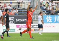 豪快な一撃で先制点を挙げた河原 和寿（愛媛）【明治安田Ｊ２ 第34節 愛媛vs横浜FC】