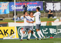 29分に左足で決勝ゴールを決めた石原 崇兆（松本）【明治安田Ｊ２ 第35節 水戸vs松本】