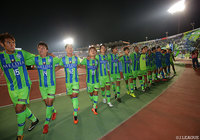 ４ゴールを奪い快勝の湘南は11戦負けなしで首位の座をがっちりキープ【明治安田Ｊ２ 第35節 湘南vs金沢】