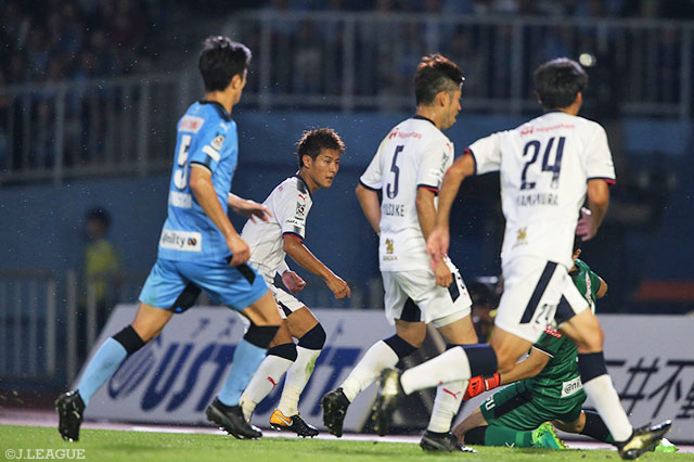 柿谷 曜一朗がこぼれ球を押し込んで一矢報いたＣ大阪【明治安田Ｊ１ 第28節 川崎ＦvsＣ大阪】