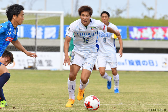 鋭いシュートで再三ゴールを脅かした渡 大生（徳島）【明治安田Ｊ２ 第35節 讃岐vs徳島】