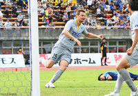 殊勲の逆転ゴールで今季初の4連勝の原動力となったネイツ ペチュニク（栃木）【明治安田Ｊ３ 第25節 富山vs栃木】