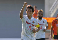 36分にヘディングで追加点を奪い、今季リーグ戦5点目を挙げた佐藤 寿人（名古屋）【明治安田Ｊ２ 第36節  山口vs名古屋】