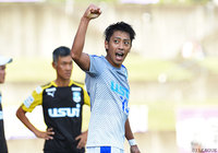 追加点を挙げ、3試合連続ゴールで得点ランキング単独首位に立った薗田 卓馬（沼津）【明治安田Ｊ３ 第36節 藤枝vs沼津】