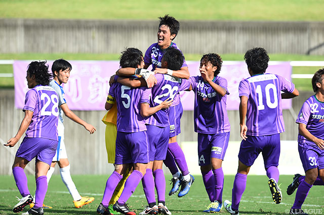 川島 將（#29）が起死回生の同点弾を押し込んで試合終了間際に追い付いた藤枝【明治安田Ｊ３ 第36節 藤枝vs沼津】